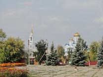 Достопримечательности Задонска. Центральная площадь. Вид на Рождество-Богородицкий монастырь