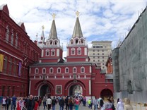 Достопримечательности Москвы. Воскресенские ворота. Вид со стороны Красной площади