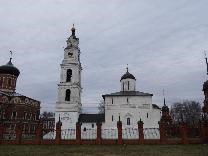 Достопримечательности Волоколамска. Волоколамский кремль. Воскресенский собор с колокольней