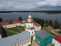 Достопримечательности Осташкова. Нило-Столобенская пустынь (Нилова пустынь). Двор странноприимного дома