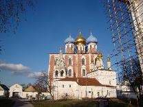 Достопримечательности Рязани. Рязанский Кремль. Церковь Богоявления и Успенский собор