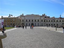 Достопримечательности Санкт-Петербурга. Петропавловская крепость. Соборная площадь