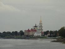 Достопримечательности Рыбинска. Волжский парк. Вид на исторический центр города
