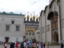 Достопримечательности Москвы. Соборная площадь. Проход к церкви Ризоположения