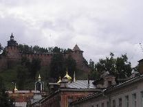 Достопримечательности Нижнего Новгорода. Нижегородский кремль. Вид на крепость со стороны Кожевенной улицы