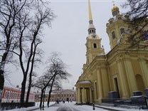 Достопримечательности Санкт-Петербурга. Петропавловская крепость. Центральная аллея