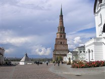 Достопримечательности Казани. Башня Сююмбике. В северной части кремля