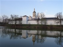 Достопримечательности Боровска. Пафнутьево-Боровский монастырь. Монастырский пруд