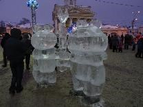 Достопримечательности Костромы. Сусанинская площадь. Олимпийские ледяные скульптуры