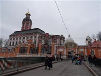 Достопримечательности Санкт-Петербурга. Александро-Невская лавра. Мост через реку Монастырку