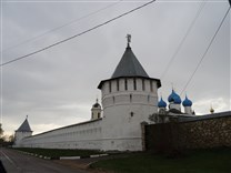 Достопримечательности Серпухова. Высоцкий мужской монастырь. Юго-восточная башня