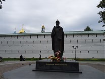 Достопримечательности Сергиева Посада. Памятник Сергию Радонежскому.  