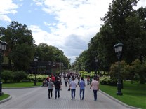 Достопримечательности Москвы. Александровский сад. Центральная аллея