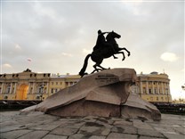 Достопримечательности Санкт-Петербурга. Медный всадник (памятник Петру Первому).  