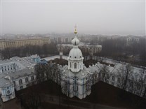 Достопримечательности Санкт-Петербурга. Смольный монастырь. Вид на площадь Растрелли 