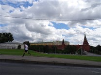 Достопримечательности Москвы. Центральные площади. Лужайка Никсона