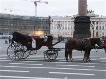 Достопримечательности Санкт-Петербурга. Дворцовая площадь. Карета