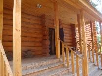 Достопримечательности Твери. Лагерь КомпьютериЯ. Крыльцо жилого корпуса