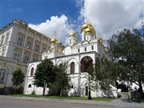 Достопримечательности Москвы. Благовещенский собор. Вид с Боровицкой улицы