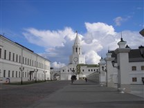 Достопримечательности Казани. Казанский кремль. Возле бывшего Спасо-Преображенского монастыря