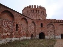 Достопримечательности Смоленска. Смоленская крепостная стена. Башня Орёл