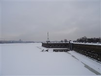 Достопримечательности Санкт-Петербурга. Петропавловская крепость. Невская куртина