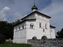 Достопримечательности Суздаля. Спасо-Евфимиев монастырь. Надвратная Благовещенская церковь