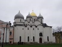 Достопримечательности Великого Новгорода. Собор Святой Софии. Вид с главной площади