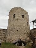 Достопримечательности Изборска. Изборская крепость. Башня Луковка