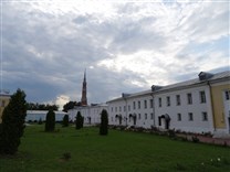 Достопримечательности Коломны. Старо-Голутвин монастырь. Западный и восточный келейные корпуса