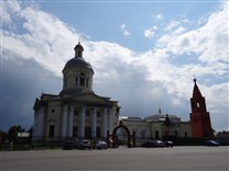 Достопримечательности Епифани. Красная площадь. Никольский собор с колокольней