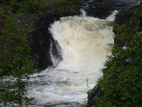 . Водопад Кивач.  