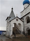 Достопримечательности Серпухова. Высоцкий мужской монастырь. Крыльцо собора