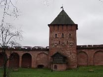 Достопримечательности Великого Новгорода. Новгородский Детинец (кремль). Дворцовая башня