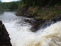 . Водопад Кивач.  