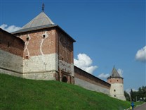 Достопримечательности Зарайска. Зарайский кремль. Вид с улицы Кремлёвский спуск