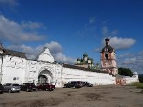 Достопримечательности Переславль-Залесского. Горицкий монастырь (музей-заповедник). Крепостные стены