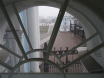 Достопримечательности Санкт-Петербурга. Смольный монастырь. Вид из окна северной винтовой лестницы