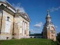 Достопримечательности Торжка. Борисоглебский монастырь. Собор и Свечная башня