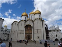 Достопримечательности Москвы. Успенский собор. Вид с Соборной площади