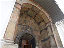 Достопримечательности Москвы. Архангельский собор. Фрески центральных ворот